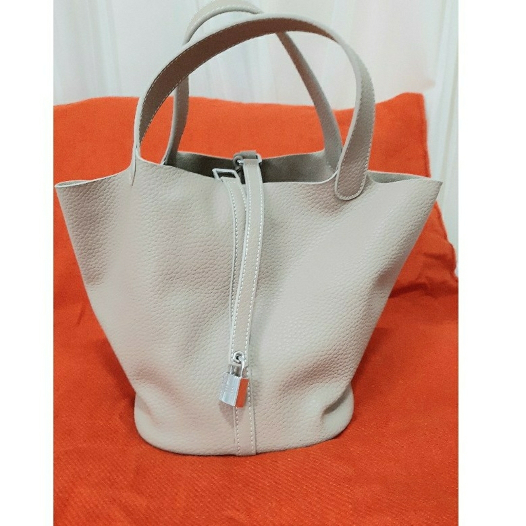 ★ CELINE  セリーヌ  ★ バケツ  バッグ　新品未使用