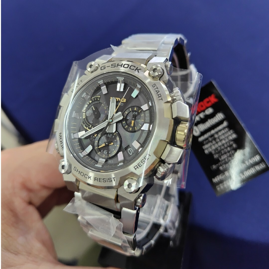 超人気モデル　カシオ　G-SHOCK 　MTG-B3000D-1A9JF