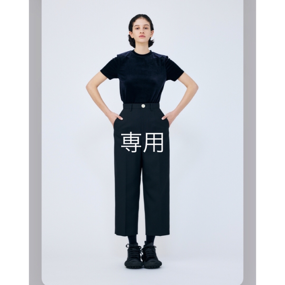 ENFOLD(エンフォルド)のenfold ENFOLD CROPPED TAPERED-TROUSERS レディースのパンツ(カジュアルパンツ)の商品写真