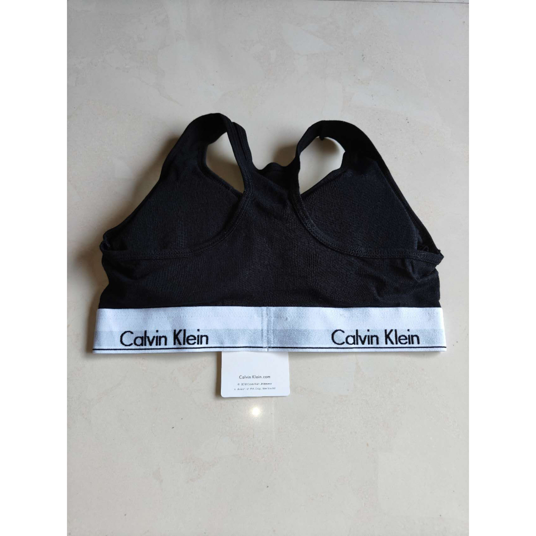 Calvin Klein(カルバンクライン)のCalvin Klein スポーツブラ 下着セット 黒 Sサイズ レディース レディースの下着/アンダーウェア(ブラ&ショーツセット)の商品写真