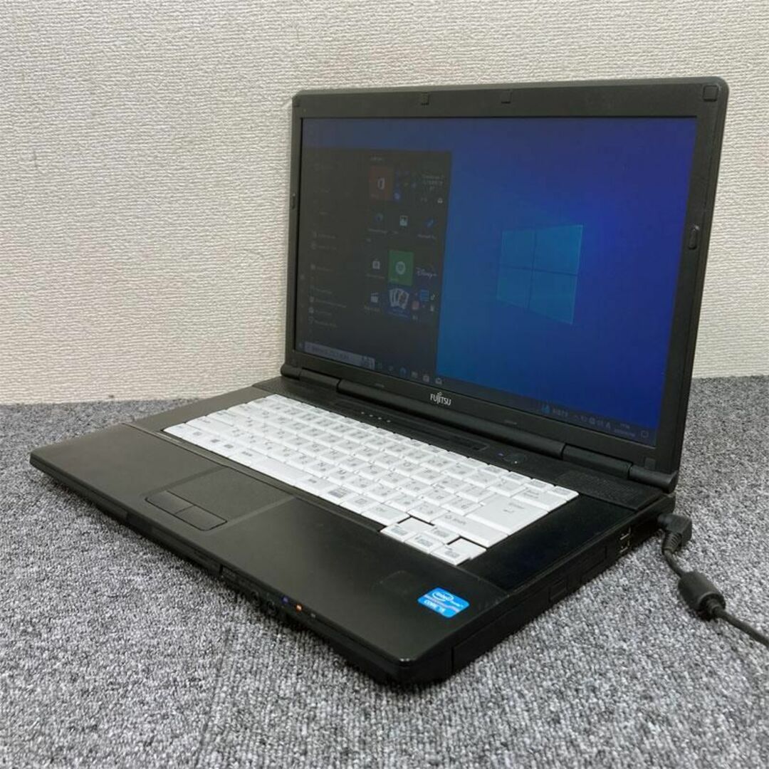 Win10 第3世代i5搭載 ★ 富士通 LIFEBOOK A572/E