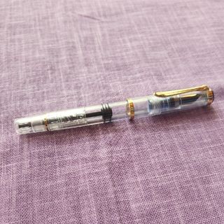 ペリカン(Pelikan)のPelikan 万年筆 M200 F デモンストレーター スケルトン 透明軸(ペン/マーカー)