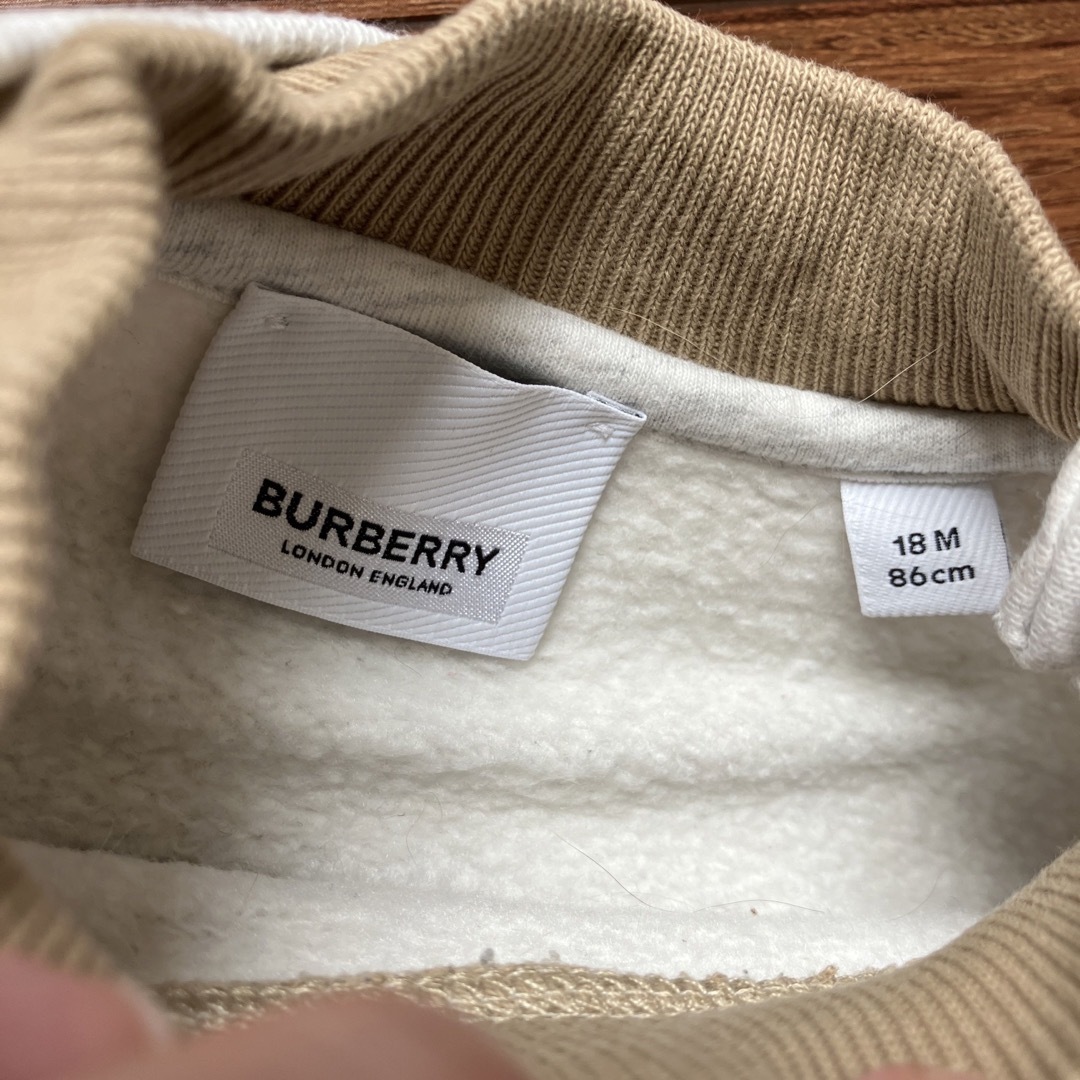 BURBERRY(バーバリー)のまる様専用　バーバリー　ロゴ　スウェット キッズ/ベビー/マタニティのベビー服(~85cm)(トレーナー)の商品写真