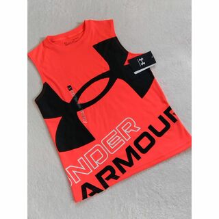アンダーアーマー(UNDER ARMOUR)の150　アンダーアーマー　新品　涼しいさらさらなドライなノースリ　タンク　大文字(Tシャツ/カットソー)