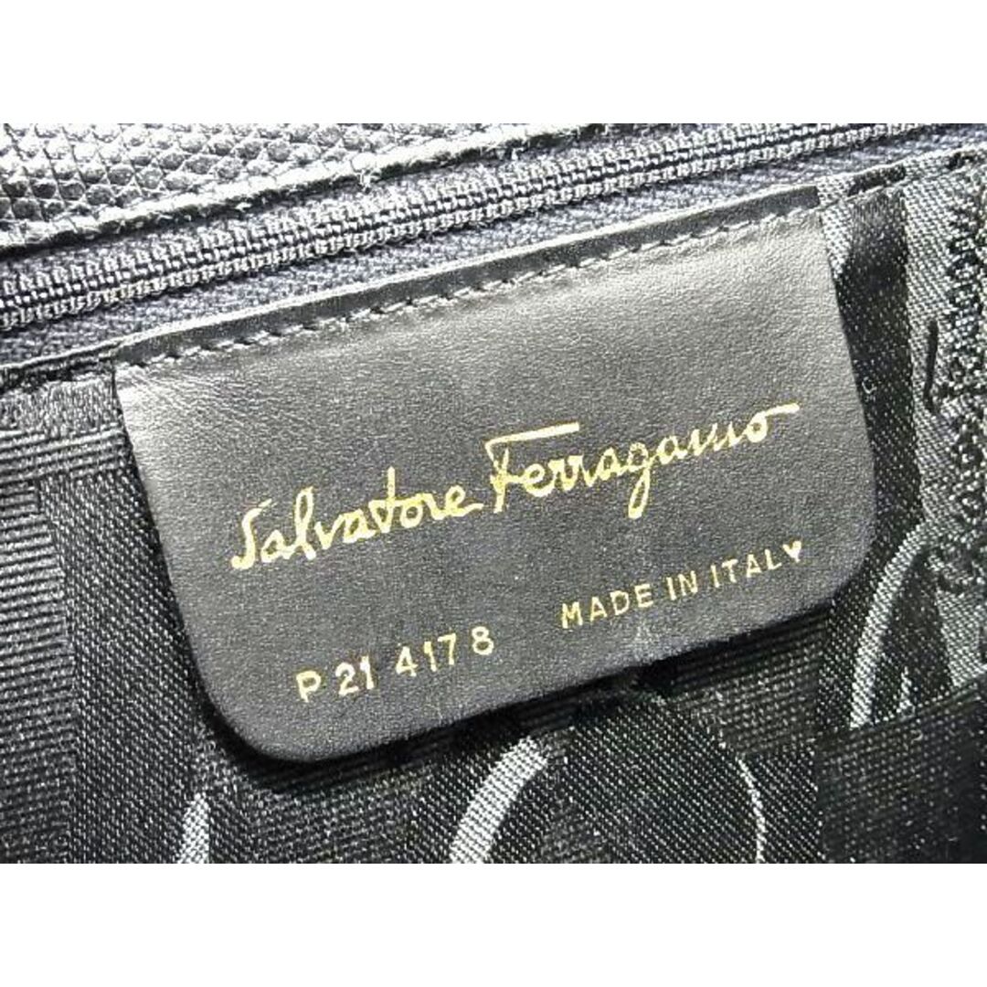 【極美品】Salvatore Ferragamo ヴァラ　リザード型押し　金金具