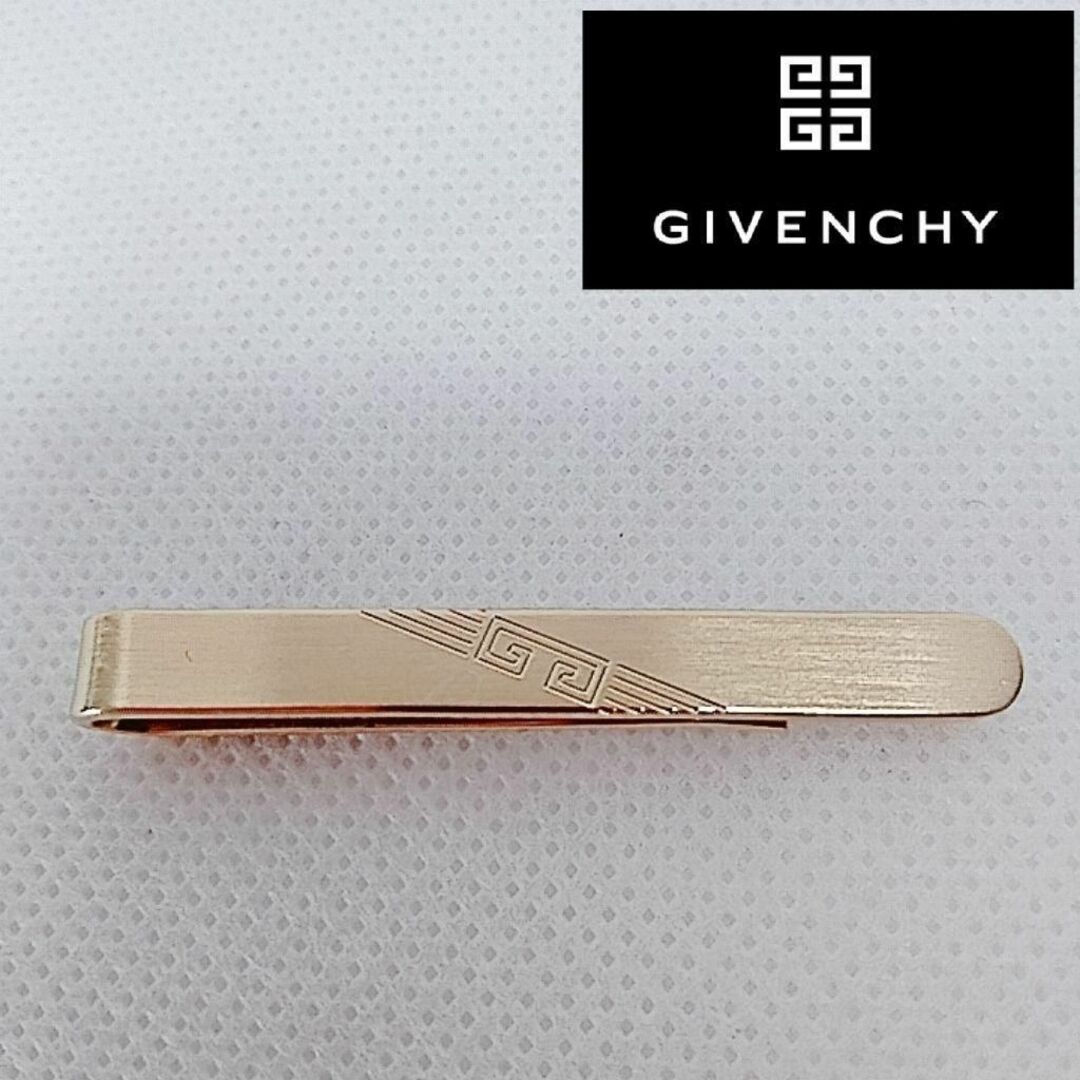 GIVENCHY(ジバンシィ)の美品　ジバンシィ　ネクタイピン　ゴールド　ロゴ メンズのファッション小物(ネクタイピン)の商品写真