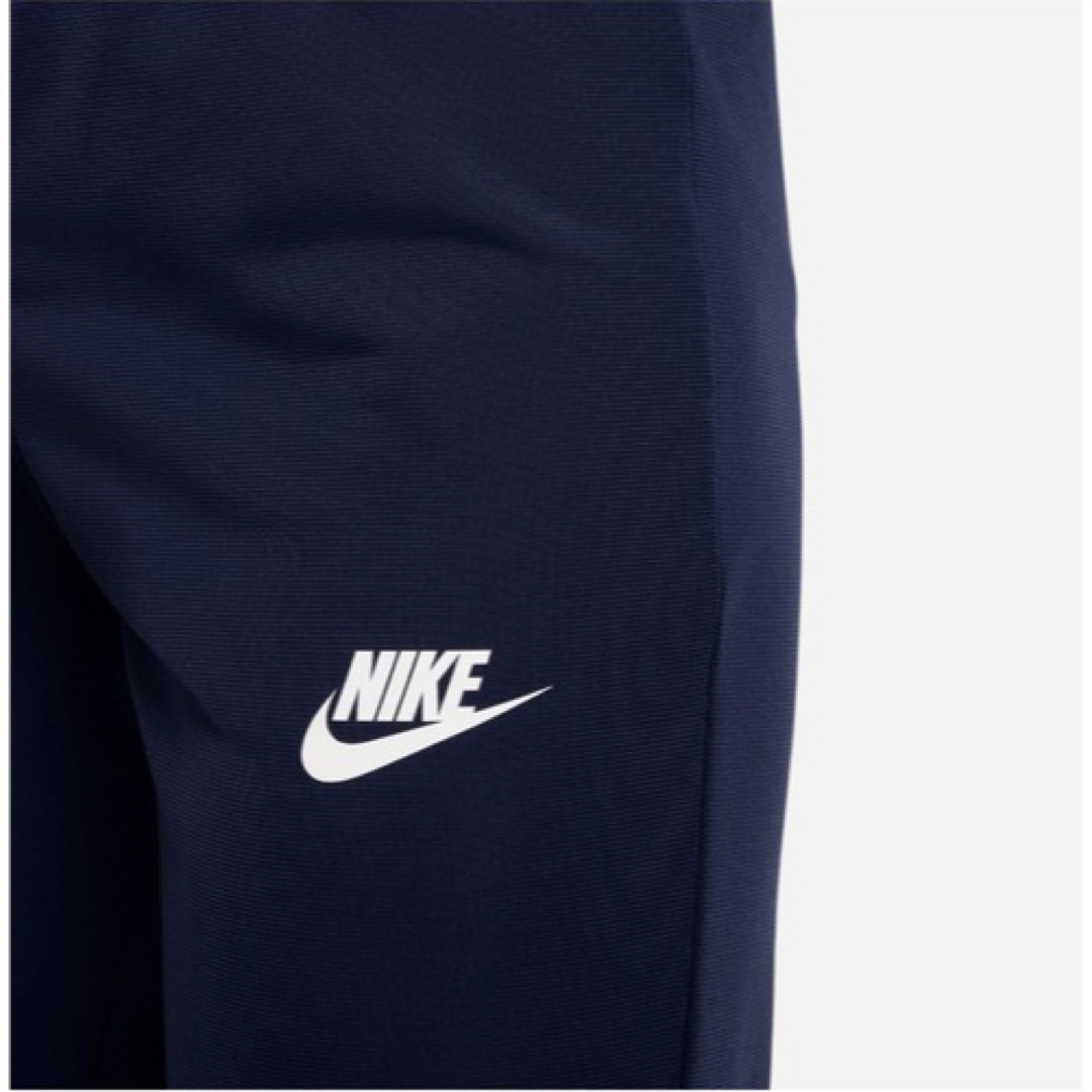 NIKE(ナイキ)の新品 NIKE ジャージ 上下セット セットアップ ガールズ 150-160cm キッズ/ベビー/マタニティのキッズ服女の子用(90cm~)(その他)の商品写真