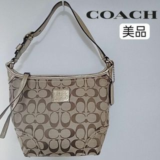 コーチ(COACH)の美品　コーチ　トートバッグ　ベージュ　シグネチャー　ナイロン(トートバッグ)