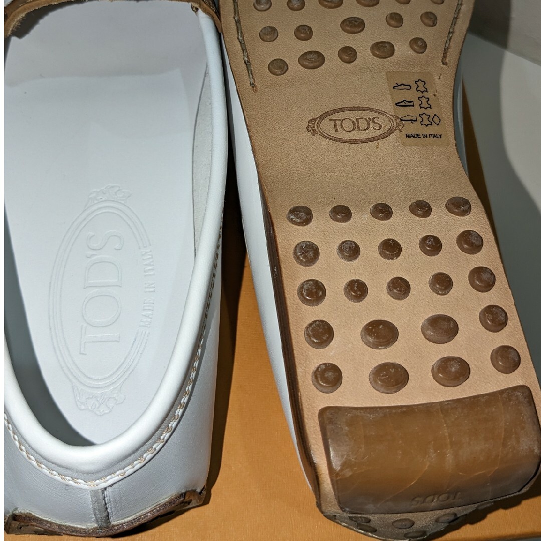 TOD'S トッズ ローファー ホワイト コンビ レディースの靴/シューズ(スリッポン/モカシン)の商品写真