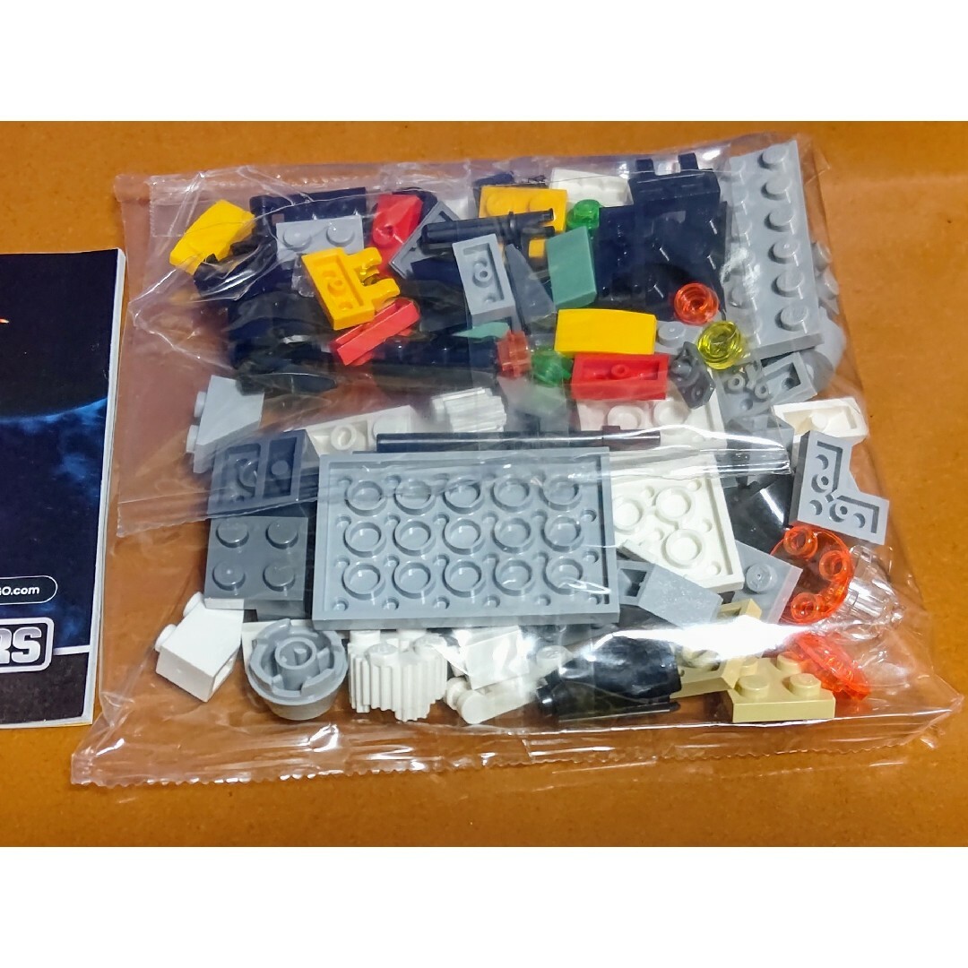 Lego(レゴ)のレゴ★SW ゴースト（本体のみ） マイクロファイター 新品 激レア エンタメ/ホビーのおもちゃ/ぬいぐるみ(模型/プラモデル)の商品写真