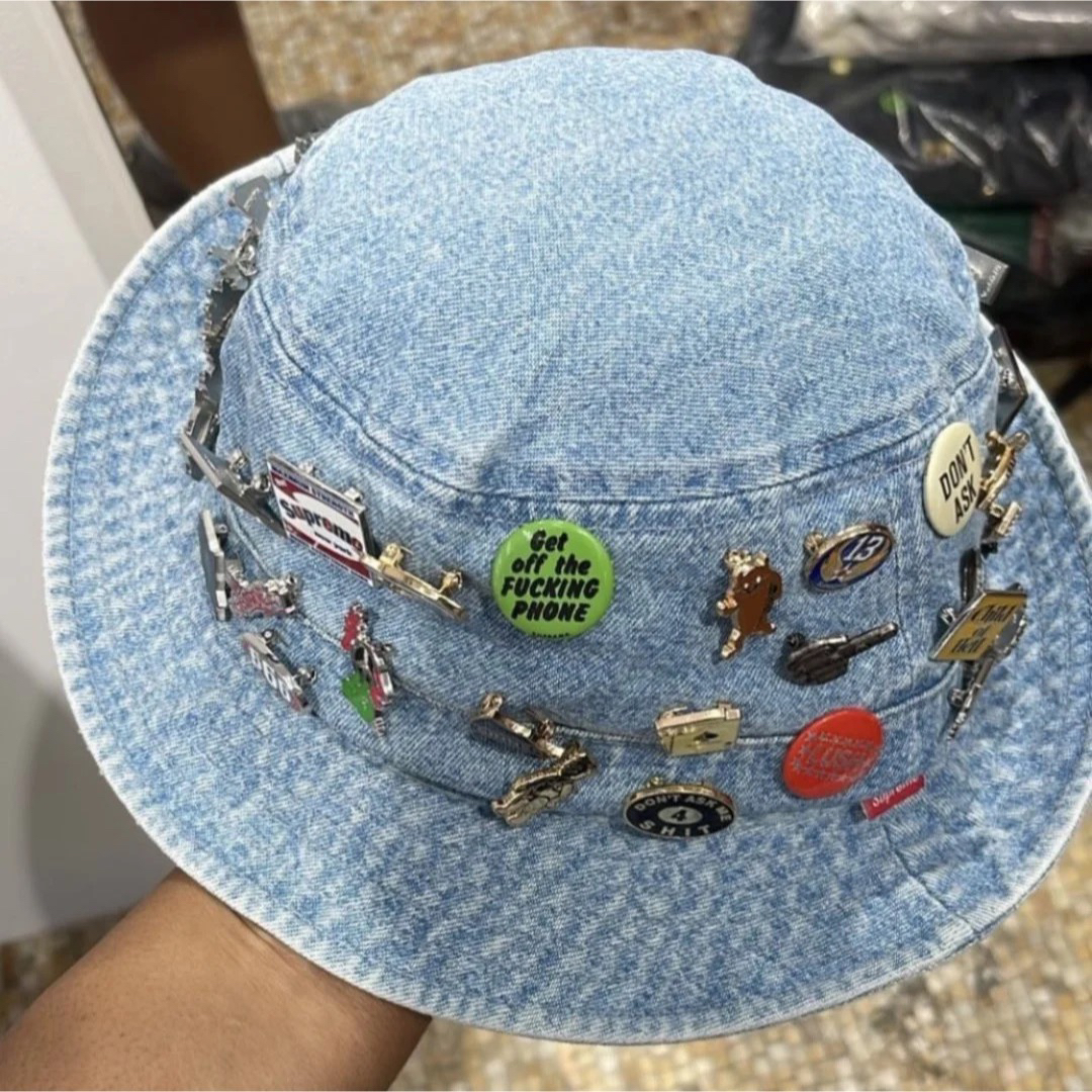 Supreme(シュプリーム)のSupreme Pins Crusher メンズの帽子(ハット)の商品写真