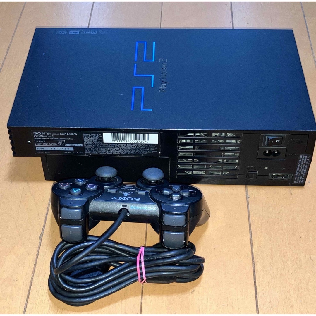 PlayStation2(プレイステーション2)のPS2 本体セット SCPH-39000 エンタメ/ホビーのゲームソフト/ゲーム機本体(家庭用ゲーム機本体)の商品写真