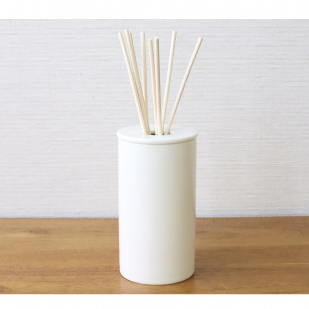 MUJI (無印良品)(ムジルシリョウヒン)の美品♬ 無印良品　ディフューザー　陶器 コスメ/美容のリラクゼーション(アロマディフューザー)の商品写真