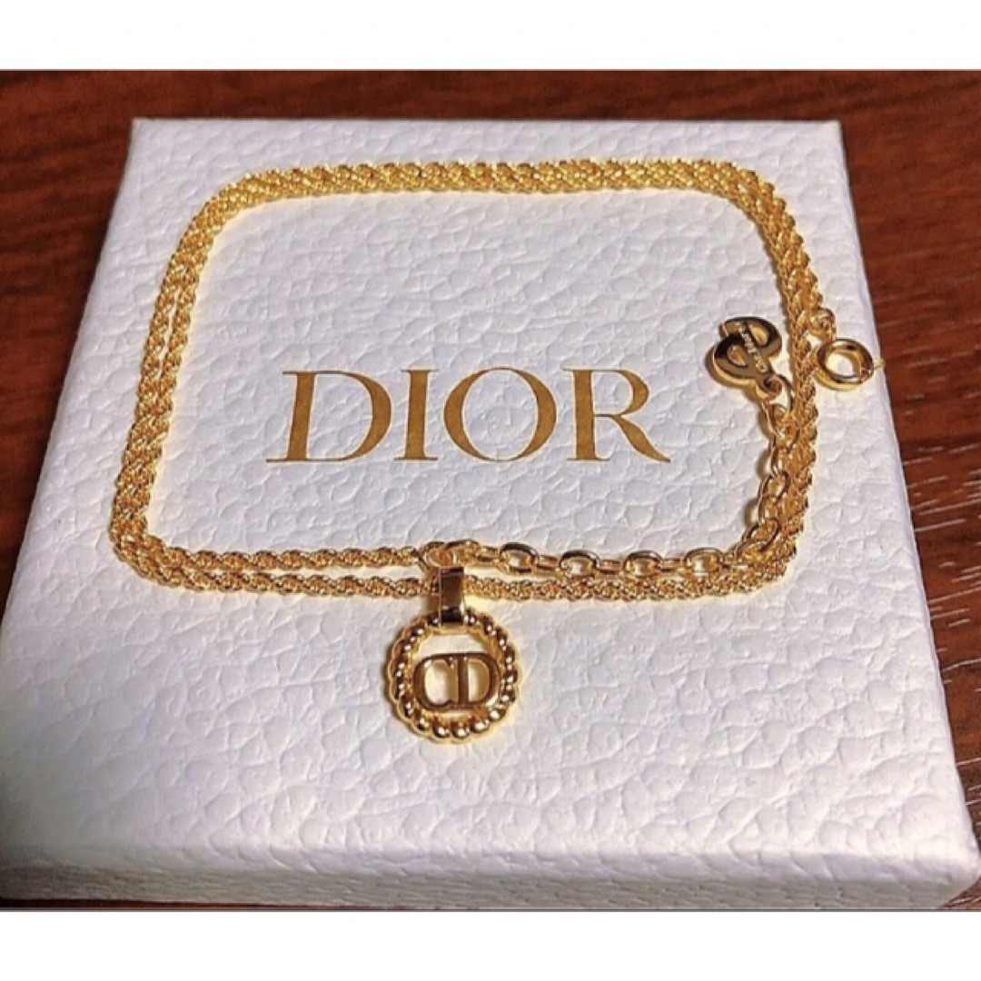 Dior 上品 丸 ネックレス CDロゴ ゴールド 可愛い-