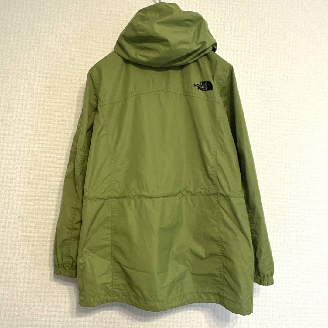 THE NORTH FACE(ザノースフェイス)のノースフェイス マウンテンパーカー 黄 緑　150 キッズ 美品 フード付   キッズ/ベビー/マタニティのキッズ服男の子用(90cm~)(ジャケット/上着)の商品写真