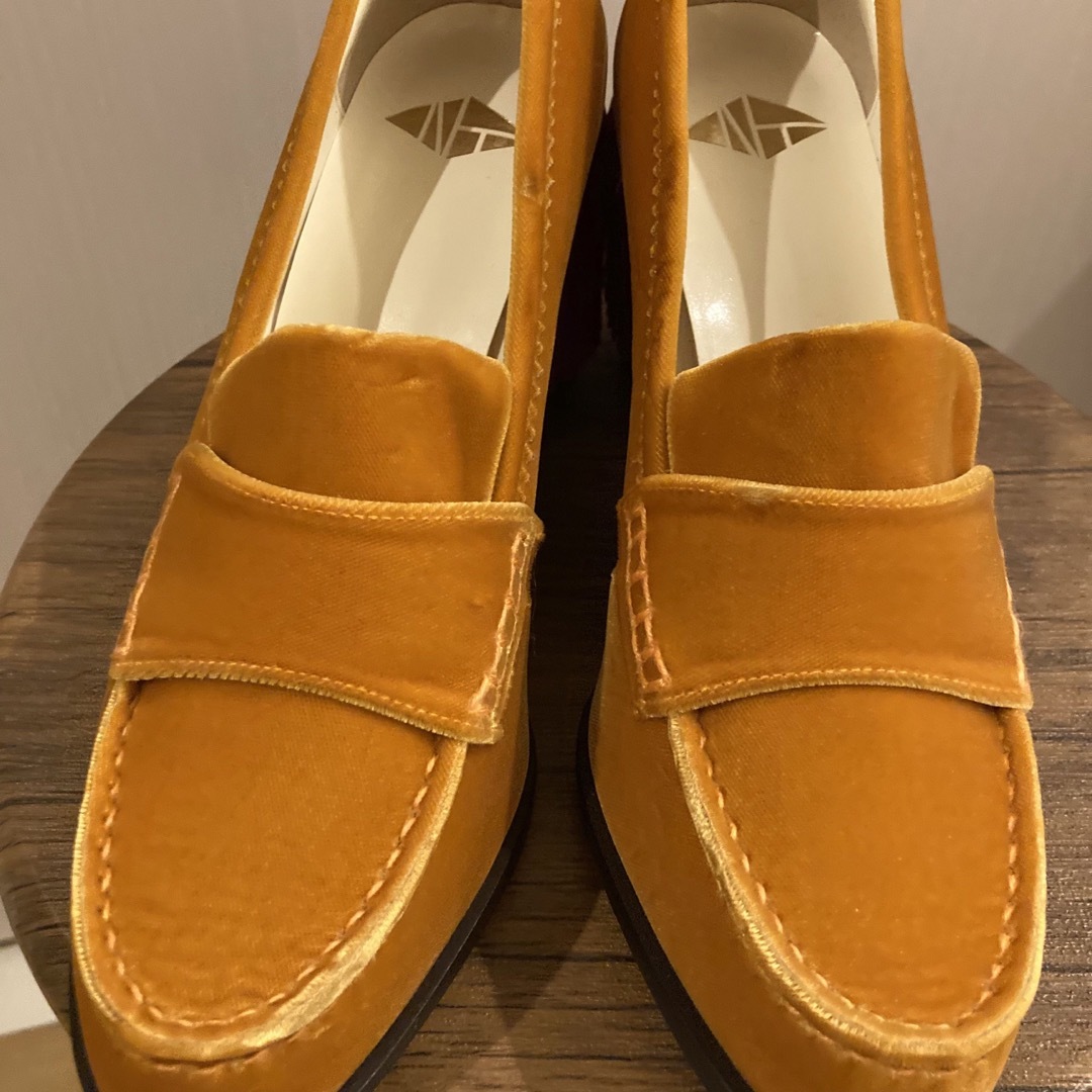 FACETASM(ファセッタズム)のFACETASM×NT⭐︎新品未使用⭐︎フリンジヒール　ローファーパンプス レディースの靴/シューズ(ハイヒール/パンプス)の商品写真