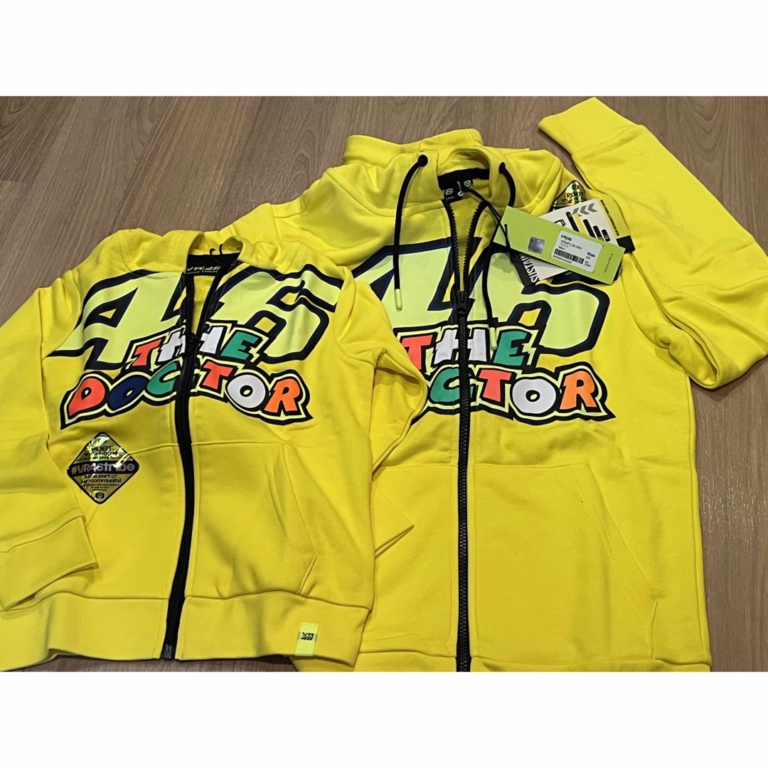 ■■VR46 ヴァレンティ―ノ ロッシ パーカー2セット！ 自動車/バイクのバイク(その他)の商品写真