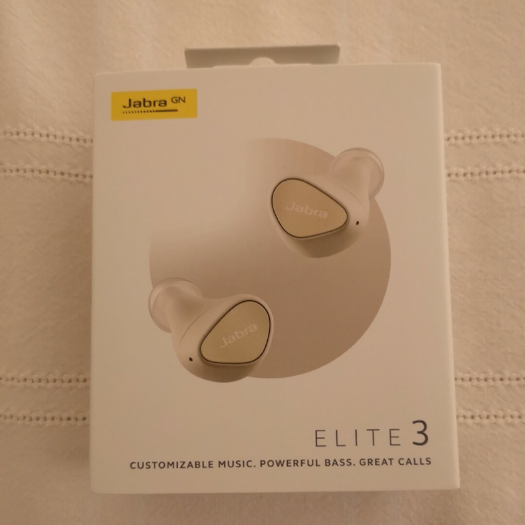 新品未使用　Jabra Elite 3  Light Beige ジャブラ完全 スマホ/家電/カメラのオーディオ機器(ヘッドフォン/イヤフォン)の商品写真