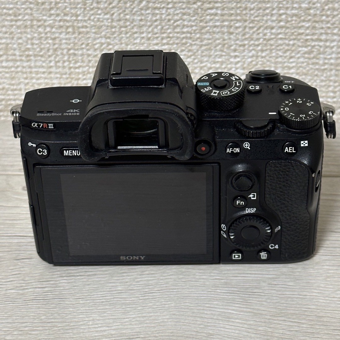 SONY(ソニー)のSONY α7RⅢ ILCE-7RM3 + RRS L字プレートセット スマホ/家電/カメラのカメラ(ミラーレス一眼)の商品写真