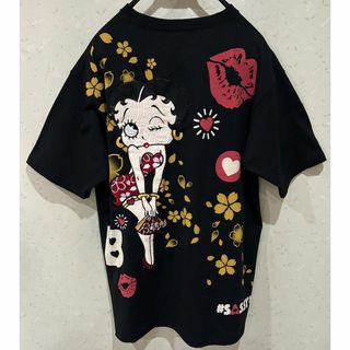 カラクリタマシイ(絡繰魂)の＊絡繰魂×BETTY BOOP ベディちゃん 刺繍 半袖 Tシャツ XL(Tシャツ/カットソー(半袖/袖なし))