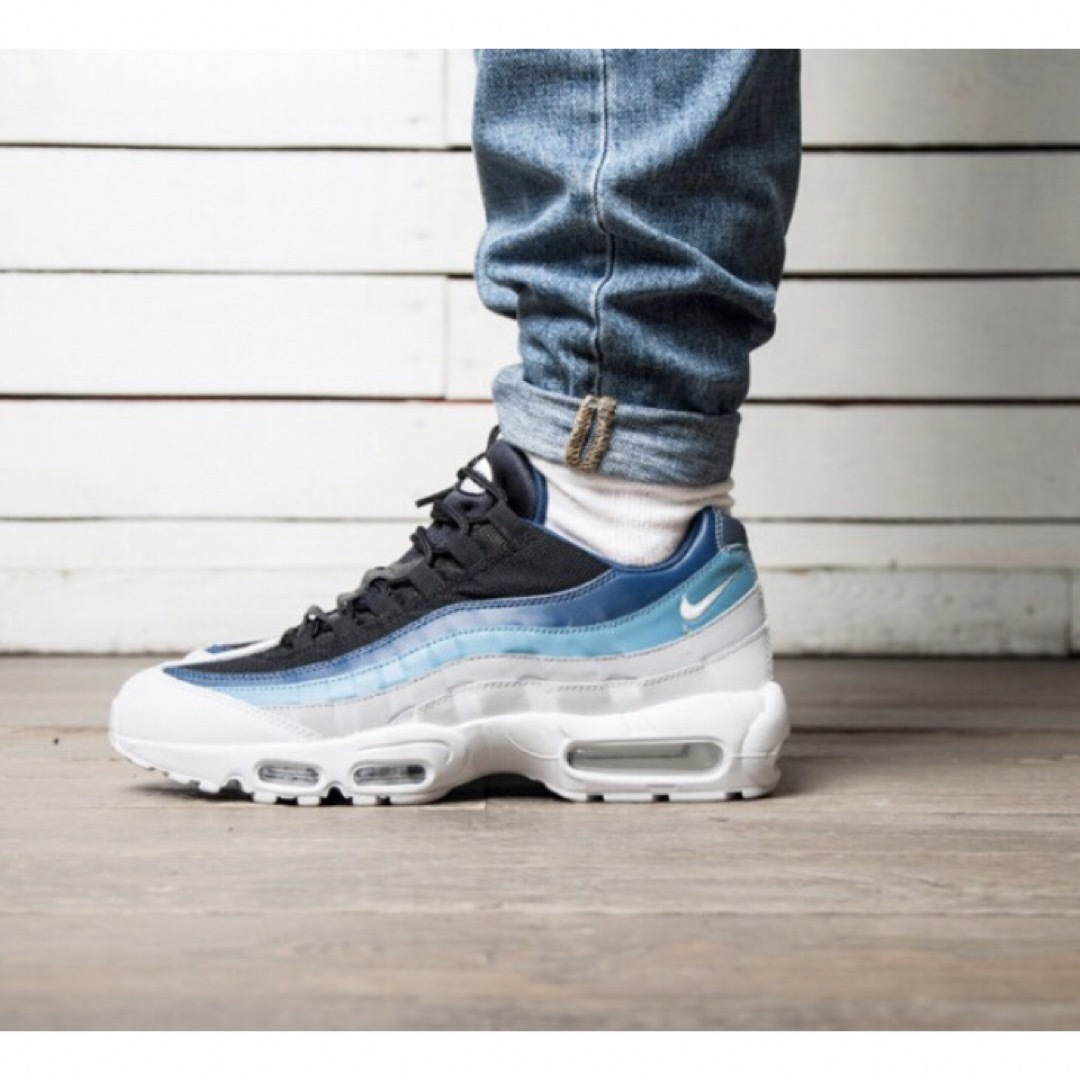 NIKE(ナイキ)の《27.5cm》NIKE AIRMAX95 ESSENTIAL メンズの靴/シューズ(スニーカー)の商品写真