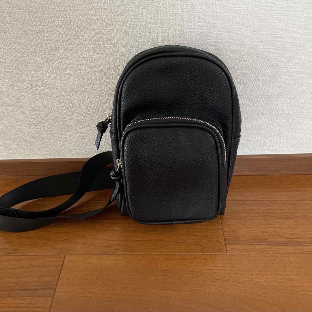 AMAIL(アマイル)のおこめ様専用AMAIL  アマイルボディバッグ　ショルダーバッグ　新品・未使用品 レディースのバッグ(ショルダーバッグ)の商品写真