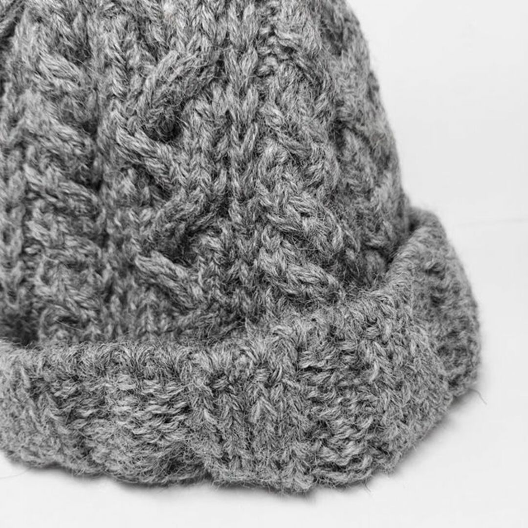 BEAMS(ビームス)のHIGHLAND 2000✨ハイランド ウールアラン柄ケーブル編みニット帽 レディースの帽子(ニット帽/ビーニー)の商品写真