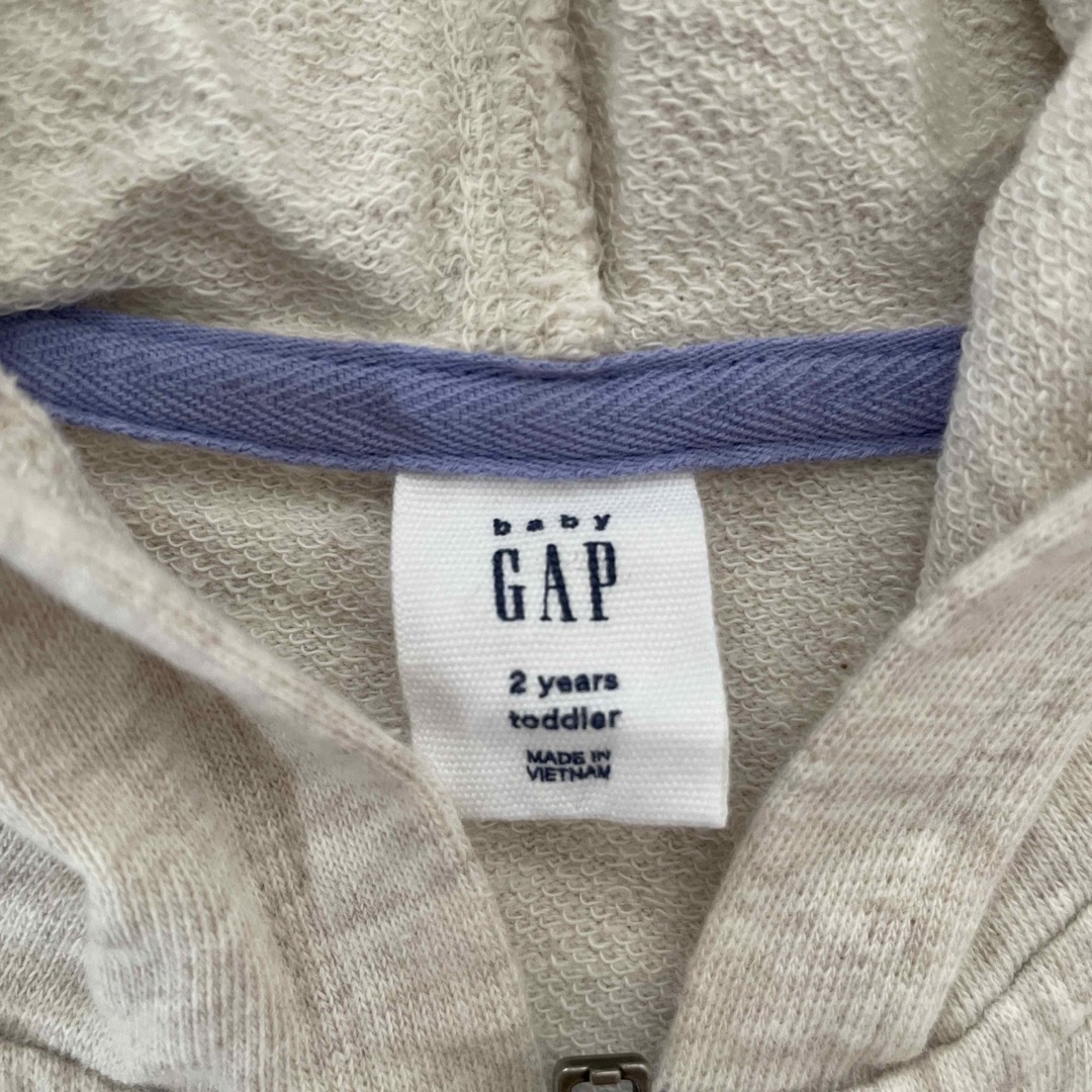 GAP Kids(ギャップキッズ)の⭐︎GAP⭐︎ キッズ　パーカー　GIRL⭐︎ キッズ/ベビー/マタニティのキッズ服女の子用(90cm~)(ジャケット/上着)の商品写真