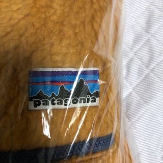 パタゴニア(patagonia)のパタゴニア　Natural Blend Retro Cardigan 新品　M(ブルゾン)