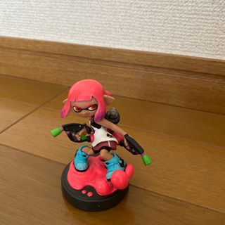 ニンテンドースイッチ(Nintendo Switch)のSplatoon amiibo  ネオンピンク(キャラクターグッズ)