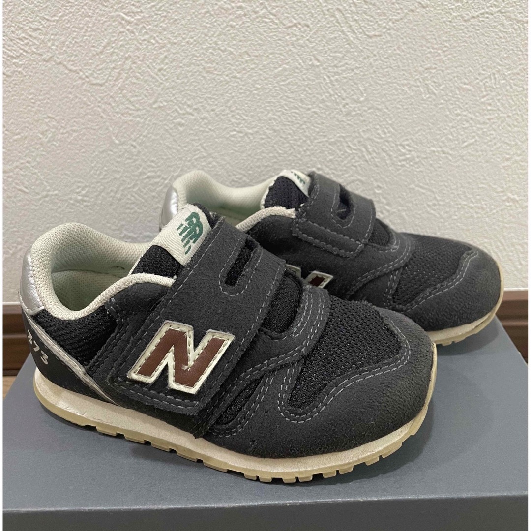 New Balance(ニューバランス)のスニーカー　14.5cm　ニューバランス　ブラック　子供　 キッズ/ベビー/マタニティのベビー靴/シューズ(~14cm)(スニーカー)の商品写真