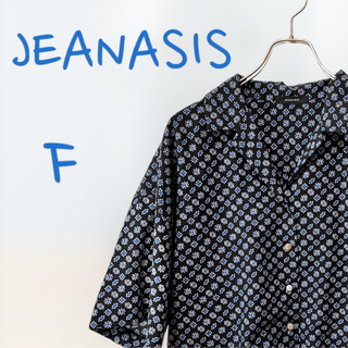 ジーナシス(JEANASIS)のJEANASIS ジーナシス　半袖トップス　オープンカラーシャツ　総柄　Fサイズ(シャツ/ブラウス(半袖/袖なし))
