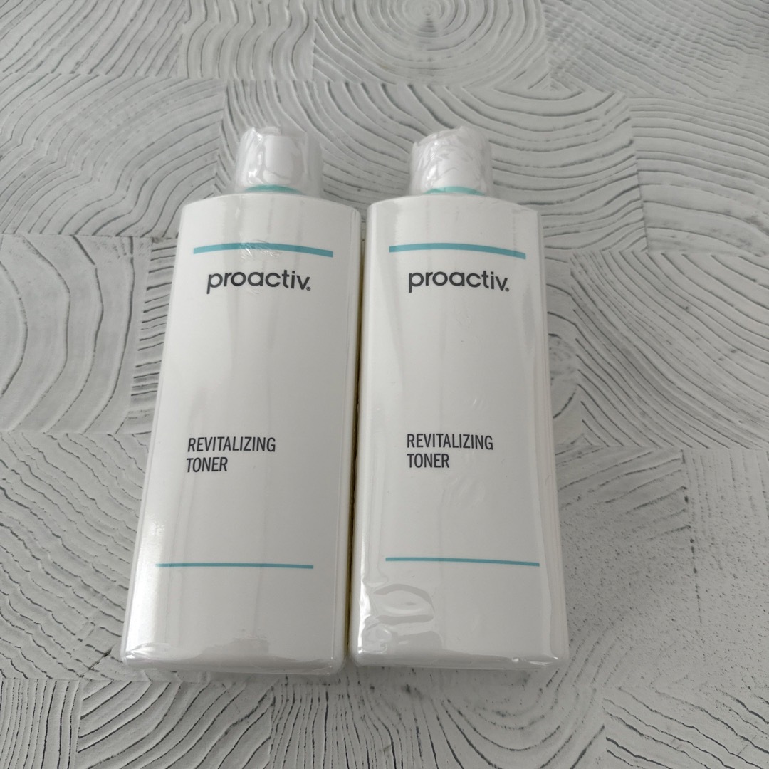 proactiv(プロアクティブ)の✴︎２本セット✴︎プロアクティブ　リバイタライジング　トナー　化粧水 コスメ/美容のスキンケア/基礎化粧品(化粧水/ローション)の商品写真