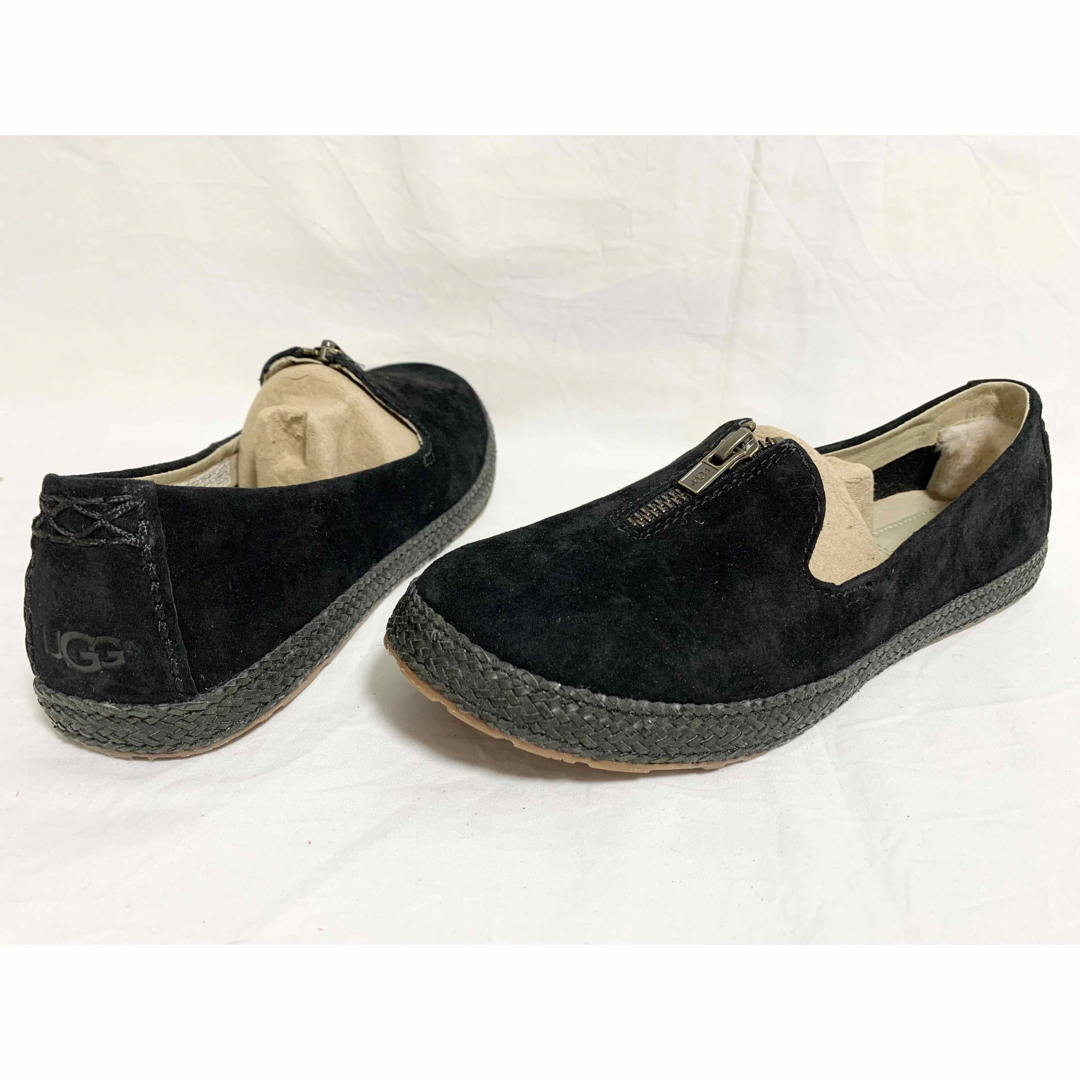 未使用 UGG セラーラ ジップ スリッポン フラットシューズ USA7 24