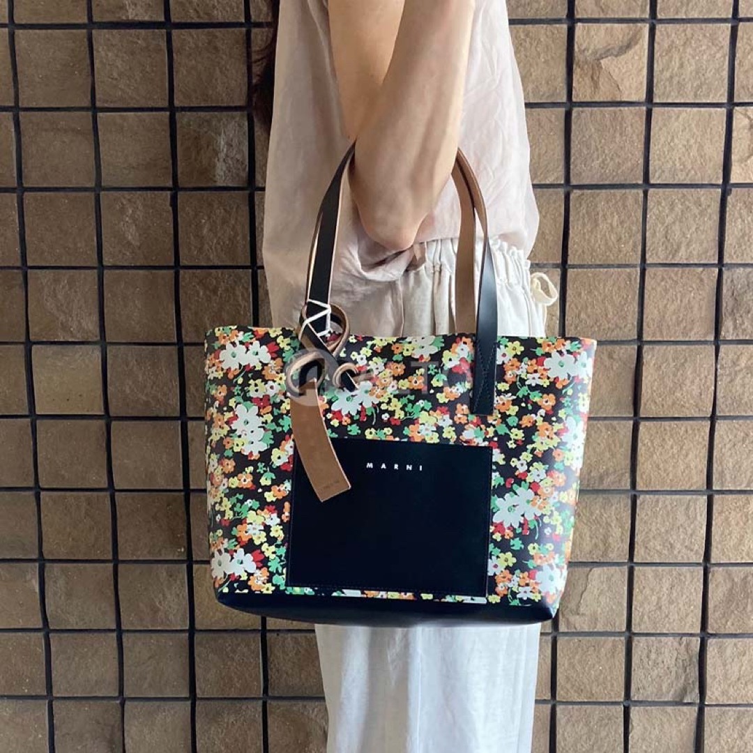 MARNI 鞄 トート バッグ 柄-