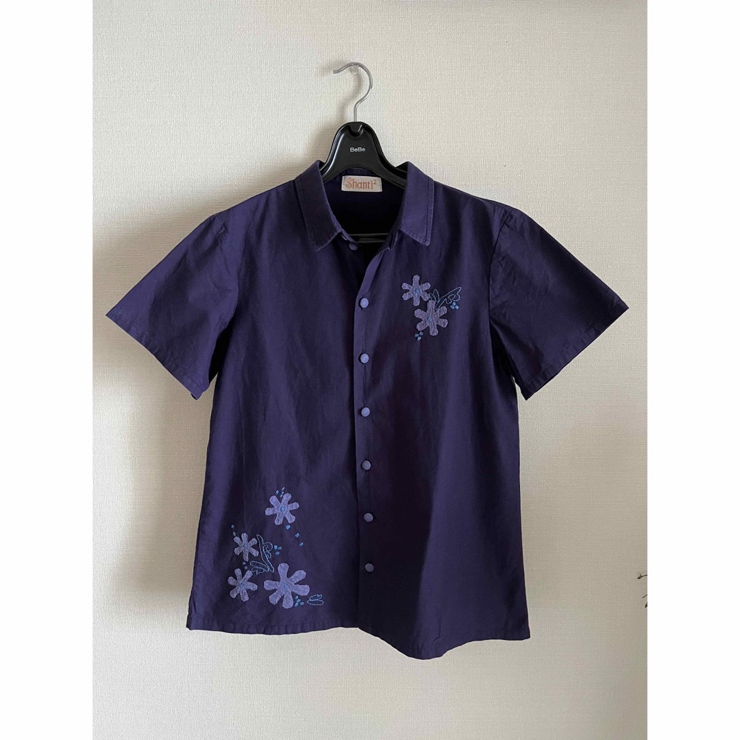 Shanit(シャニット)のシャニット　紫色　半袖シャツ レディースのトップス(シャツ/ブラウス(半袖/袖なし))の商品写真