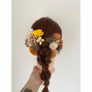 ヘアアクセサリー　髪飾り　ハンドメイド(ヘアアクセサリー)