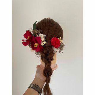 ヘアアクセサリー　髪飾り　ハンドメイド(ヘアアクセサリー)