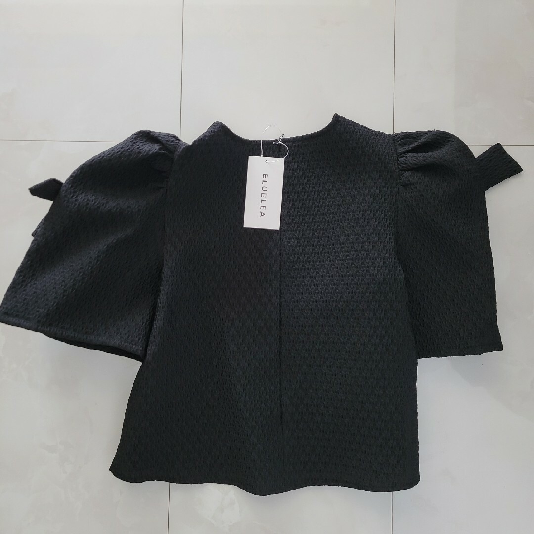 BLUELEA ブルレア Ribbon jacquard blouse レディースのトップス(シャツ/ブラウス(半袖/袖なし))の商品写真