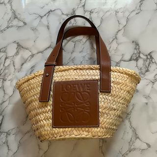 レディースloewe カゴバック　ロエベ　正規品タグあり