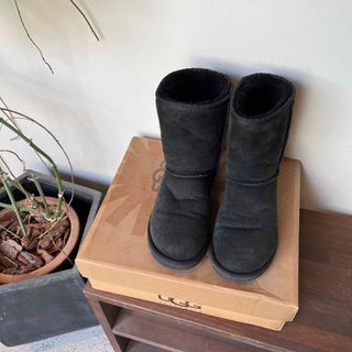 アグオーストラリア(UGG AUSTRALIA)のUGG ムートンブーツ(ブーツ)