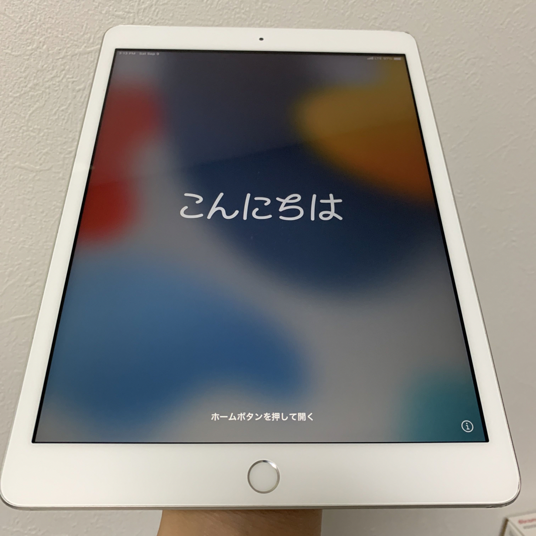 新品未開封　WiFi+セルラー版 SIMフリー　iPad 2019  32G