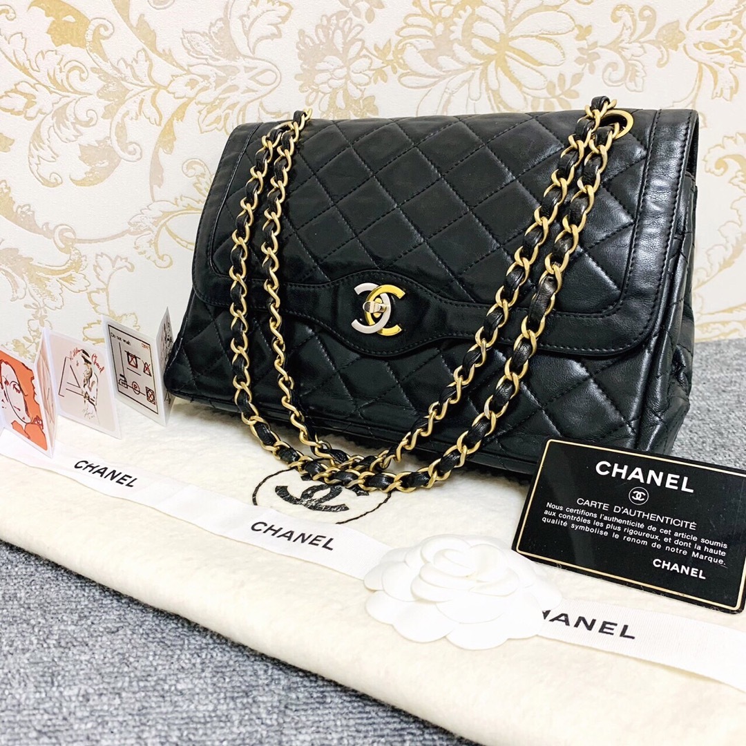 美品！CHANEL マトラッセ　ショルダーバッグ