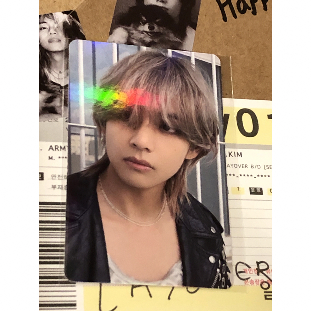 BTS V ソロアルバム　LAYOVER JPFC特典　ホログラムトレカ | フリマアプリ ラクマ