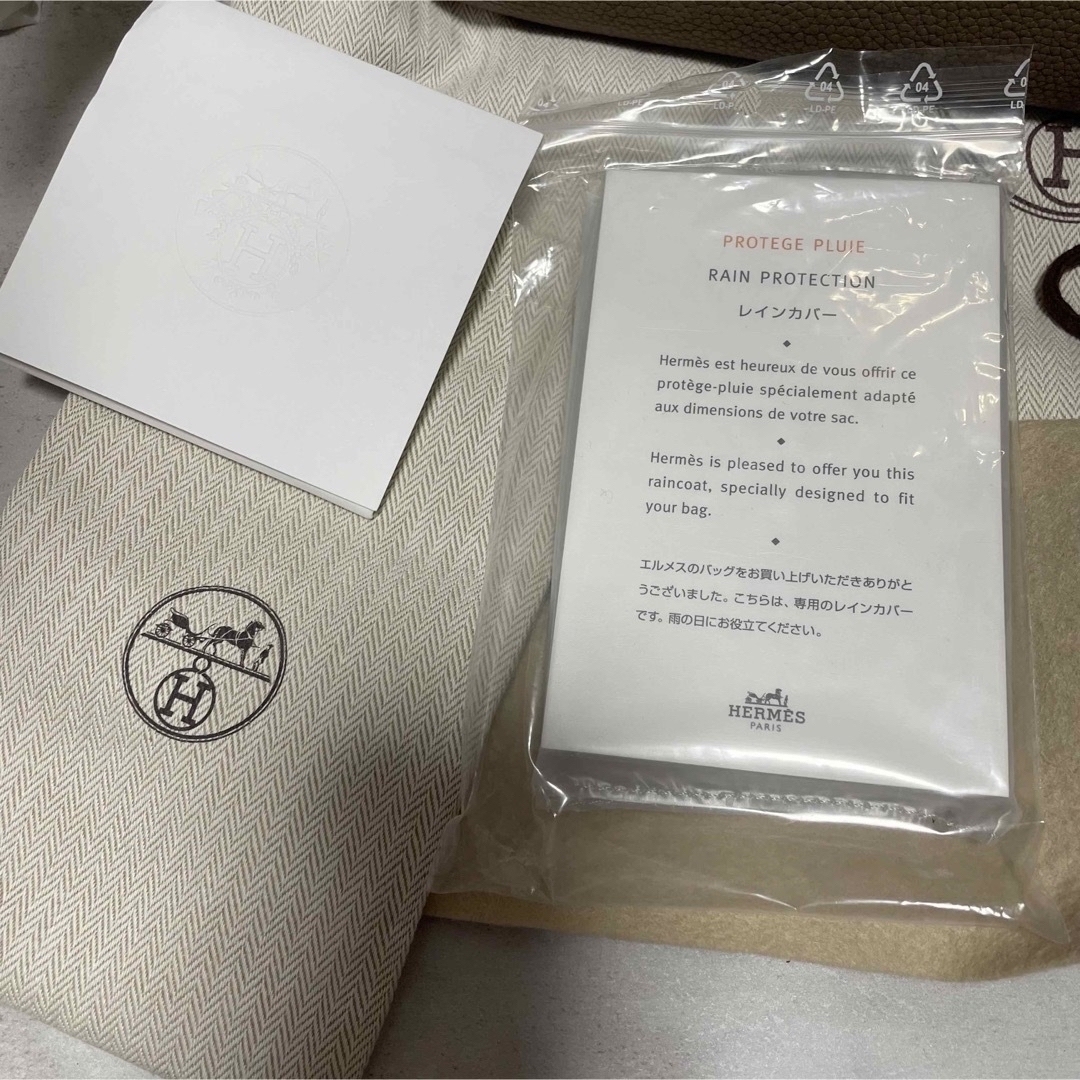 Hermes(エルメス)の極美品♡エルメス ケリー32 トゴ エトゥープ ゴールド金具 D刻印2019年 レディースのバッグ(ハンドバッグ)の商品写真