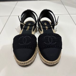 シャネル(CHANEL)の【CHANEL】エスパドリーユ  サンダル ブラック(サンダル)