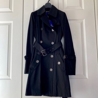 バーバリーブルーレーベル(BURBERRY BLUE LABEL)の新品　Burberry BLUE LABEL トレンチコート　ブラック　36(トレンチコート)