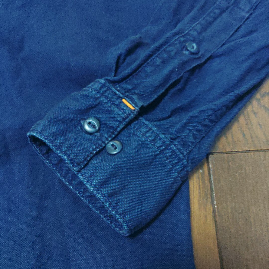 Nudie Jeans(ヌーディジーンズ)のNudie Jeans シャツ　長袖　M　インディゴ　ネイビー メンズのトップス(シャツ)の商品写真