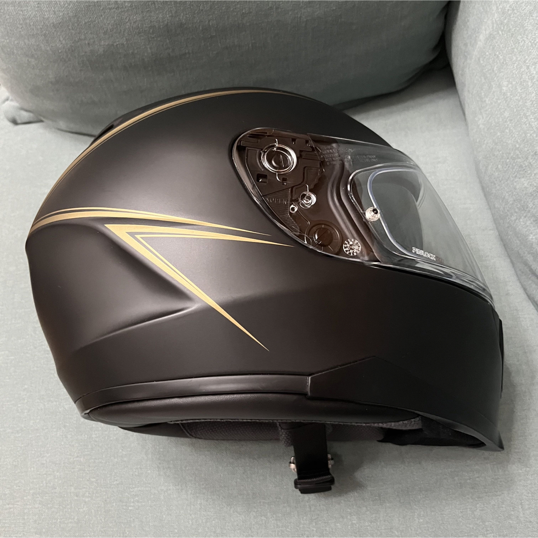 【超美品】ZENITHインナーバイザー付フルフェイスヘルメット別売りピンロック付kabuto