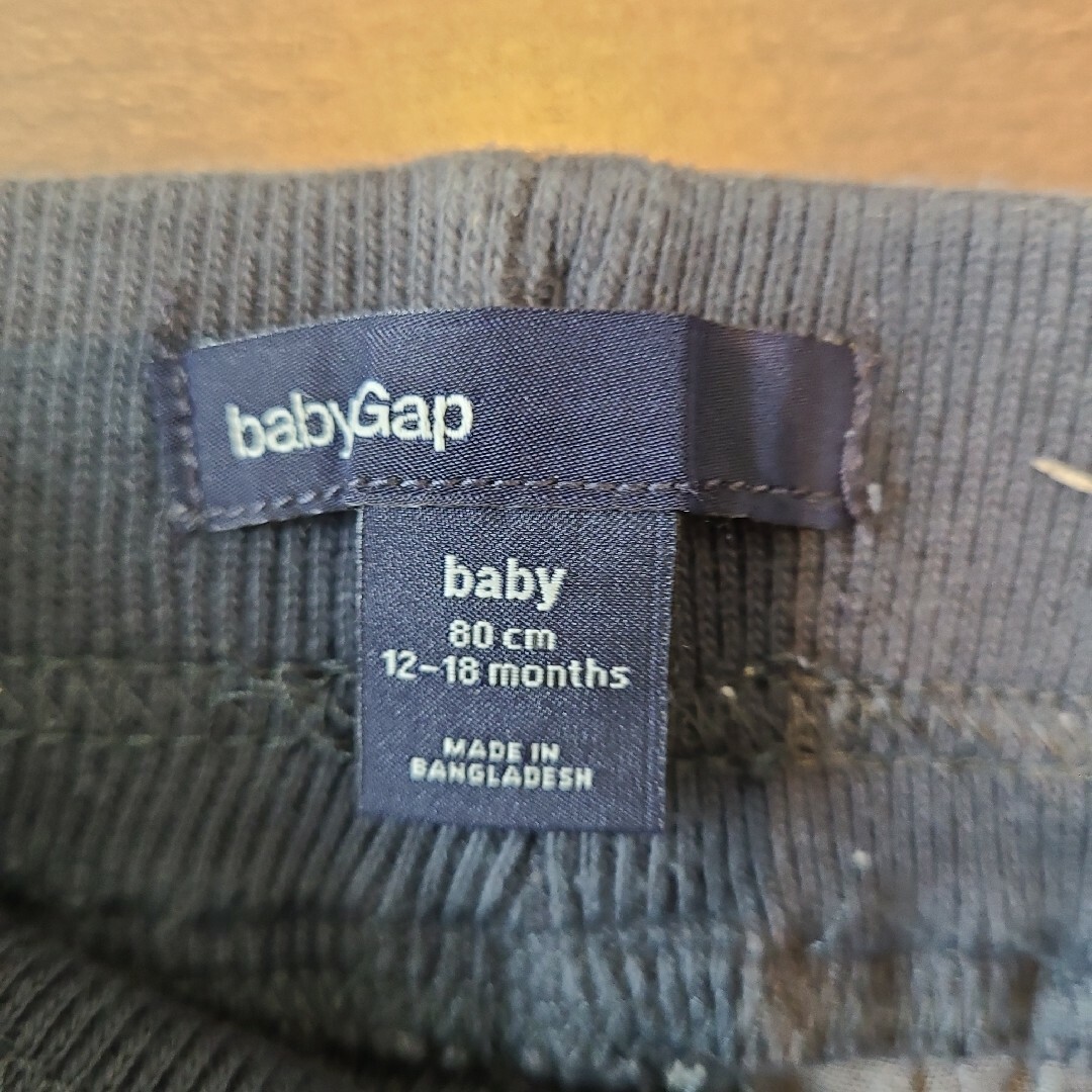 babyGAP(ベビーギャップ)のbabyGAP ブルマ 80 キッズ/ベビー/マタニティのベビー服(~85cm)(パンツ)の商品写真